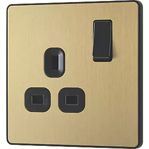 British General Evolve 13A 1-Gang SP Switched Socket Satin Brass with Black Inserts 4 British General Evolve 13A 1-Gang SP Switched Socket Satin Brass with Black Inserts - Image 4