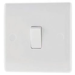 British General 800 Series 10AX 1-Gang 2-Way Light Switch White