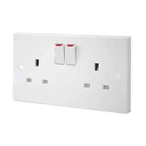 British General 900 Series 13A 2-Gang DP Switched Plug Socket White 1 British General 900 Series 13A 2-Gang DP Switched Plug Socket White