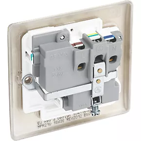 British General Nexus Metal 13A 1-Gang DP Switched Socket Pearl Nickel with White Inserts 5 British General Nexus Metal 13A 1-Gang DP Switched Socket Pearl Nickel with White Inserts - Image 5