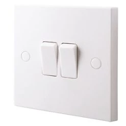 British General 900 Series 10AX 2-Gang 2-Way Light Switch White
