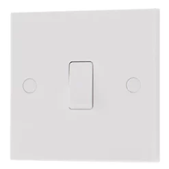 British General 900 Series 10AX 1-Gang Intermediate Switch White