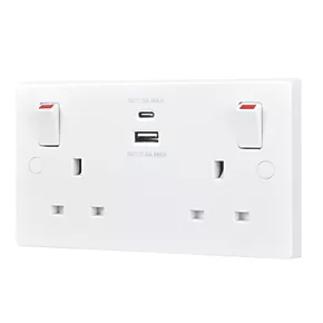 British General 900 Series 13A 2-Gang SP Switched Socket + 4.2A 2-Outlet Type A & C USB Charger White 1 British General 900 Series 13A 2-Gang SP Switched Socket + 4.2A 2-Outlet Type A & C USB Charger White